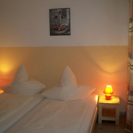 Hotel Zur Donau Ділленґен-ан-дер-Донау Екстер'єр фото
